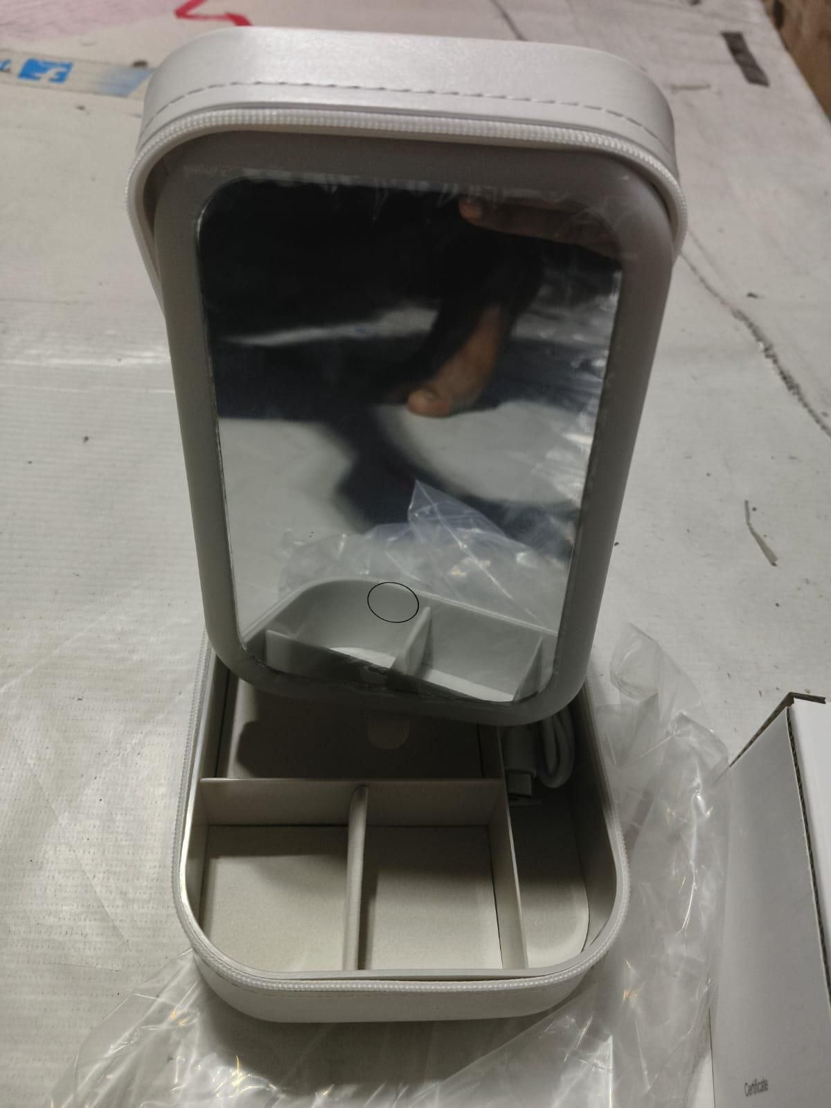 LED Lighted Makeup Mirror Jewelry Box – Portable 2-in-1 Travel Organizer with Adjustable Lighting, Cosmetic Storage & Rechargeable Battery – Compact Vanity Mirror for Women (White)